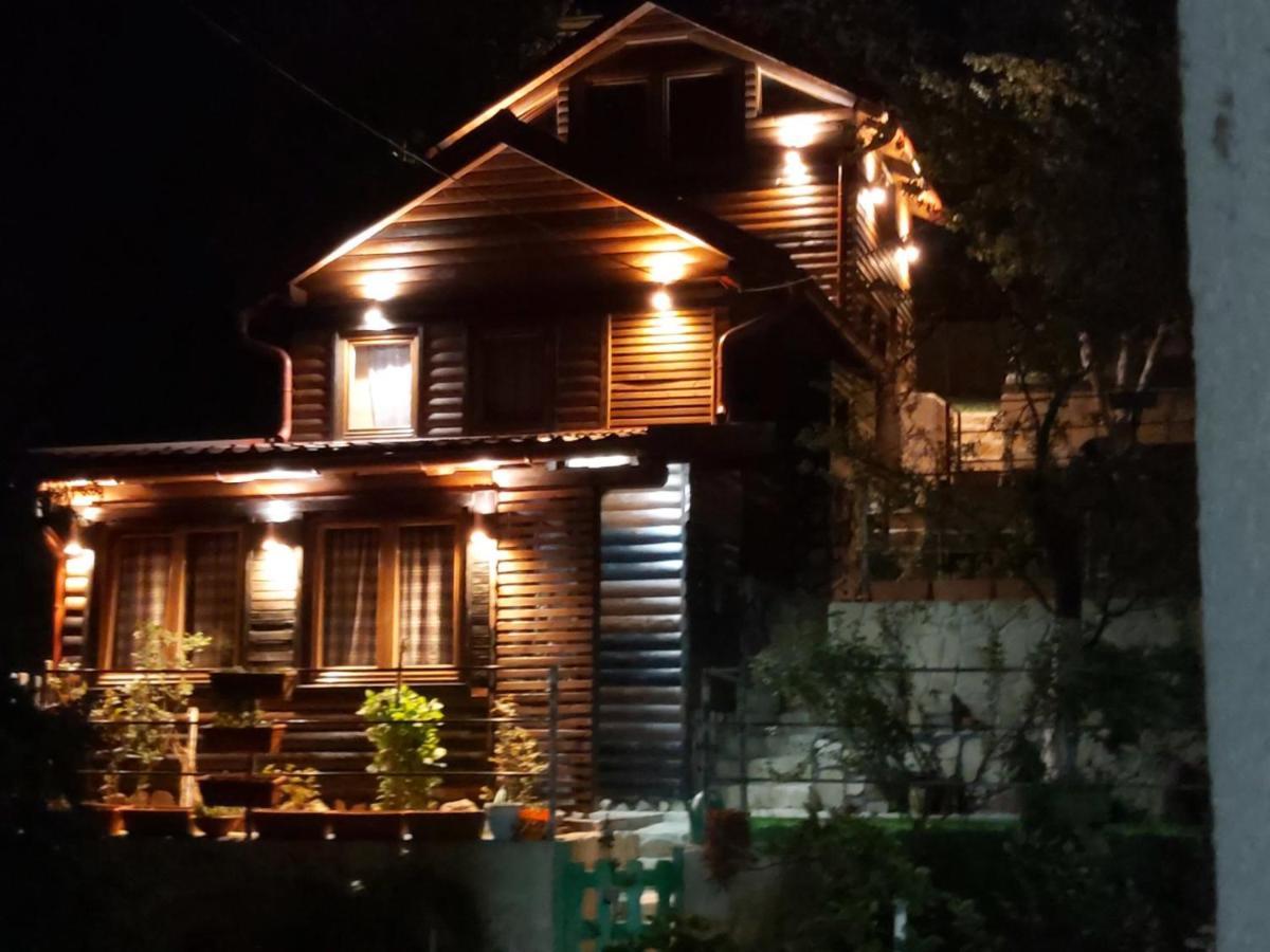 Bungalow 3 With 1 Room Сараєво Екстер'єр фото